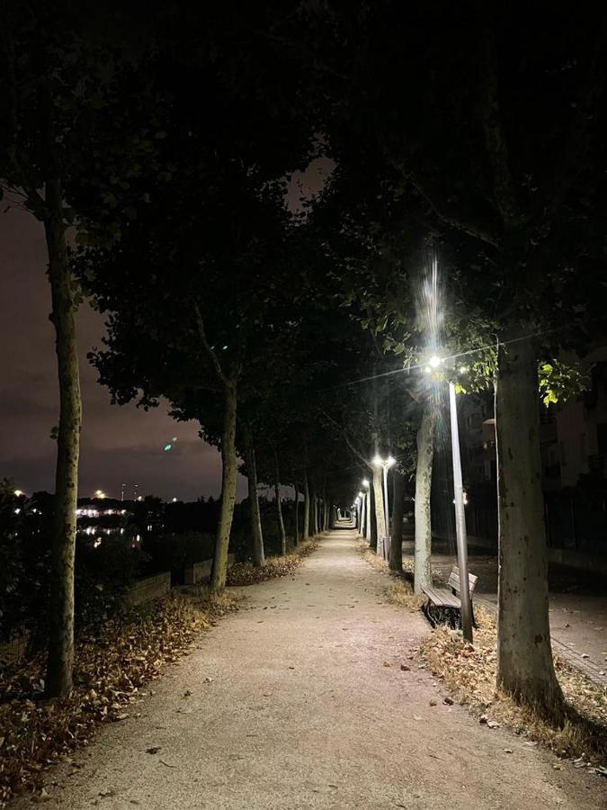 Vue Exceptionnelle Sur Le Lac Creteil Bagian luar foto