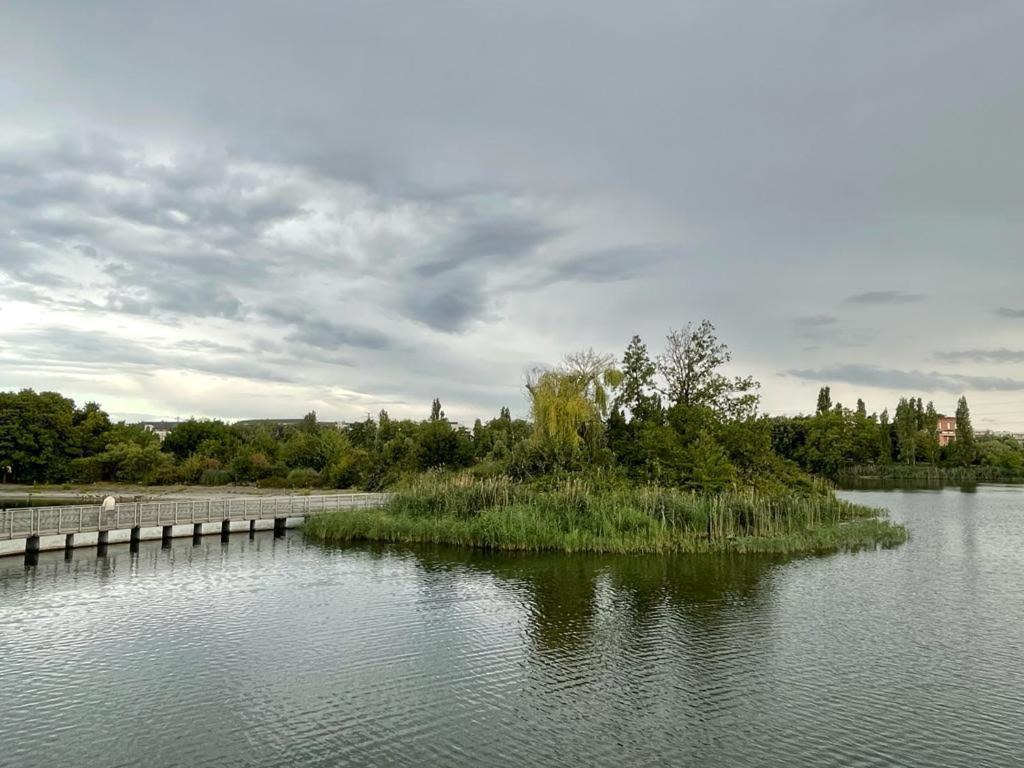 Vue Exceptionnelle Sur Le Lac Creteil Bagian luar foto